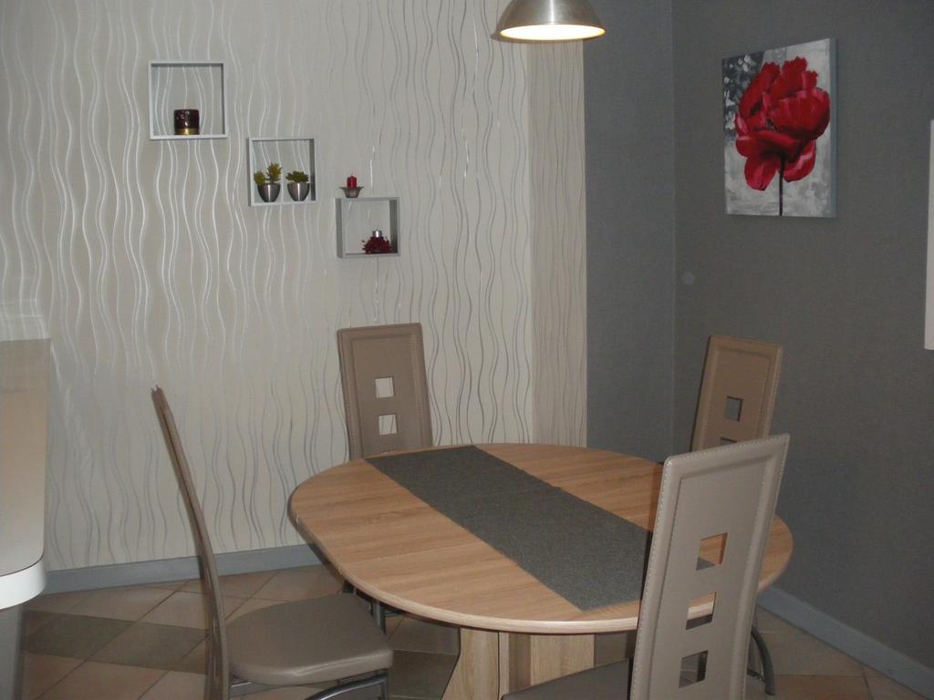 Au Pied De La Roche Apartment Exterior photo