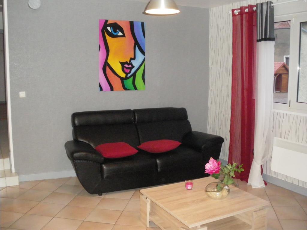 Au Pied De La Roche Apartment Exterior photo