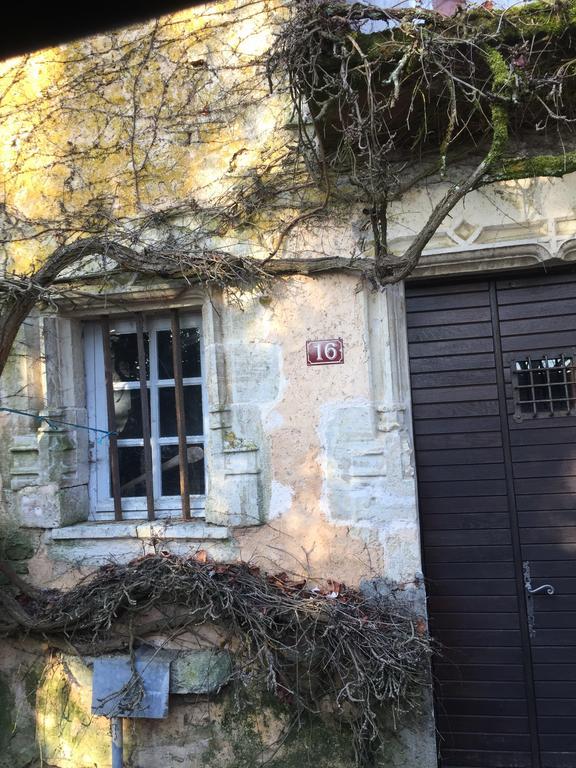 Au Pied De La Roche Apartment Exterior photo