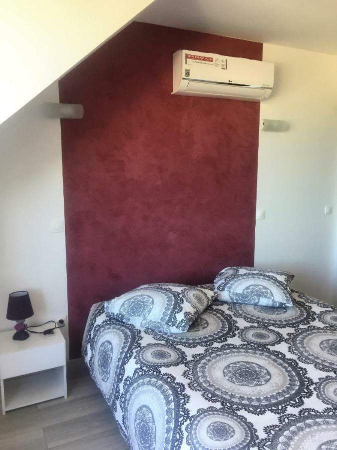 Au Pied De La Roche Apartment Exterior photo