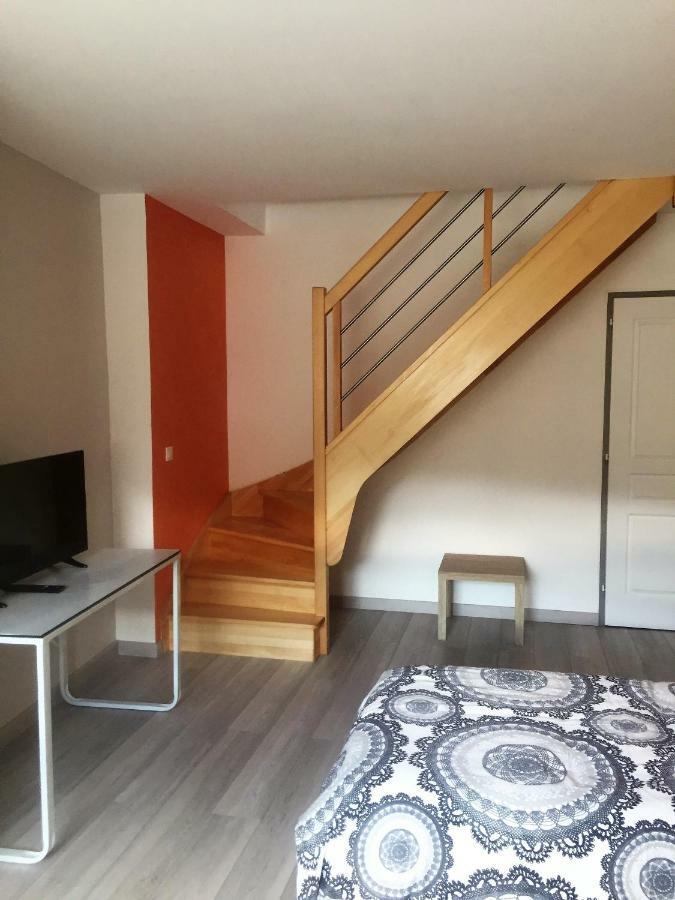 Au Pied De La Roche Apartment Exterior photo
