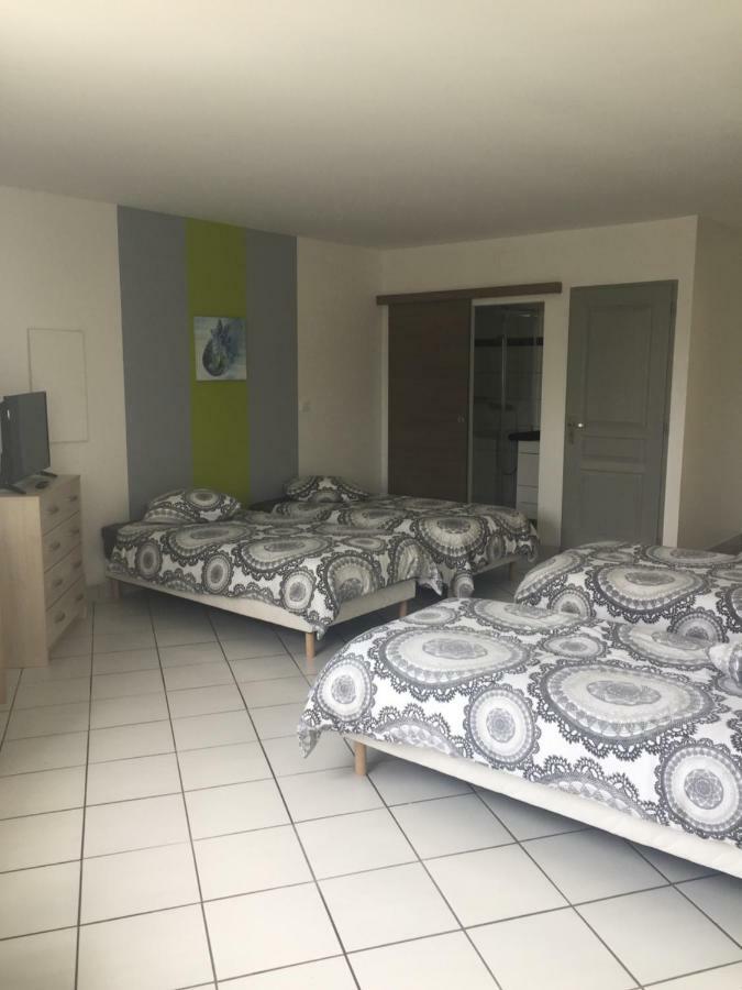 Au Pied De La Roche Apartment Exterior photo