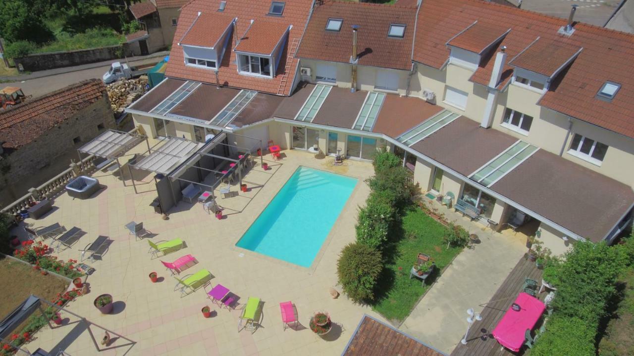 Au Pied De La Roche Apartment Exterior photo